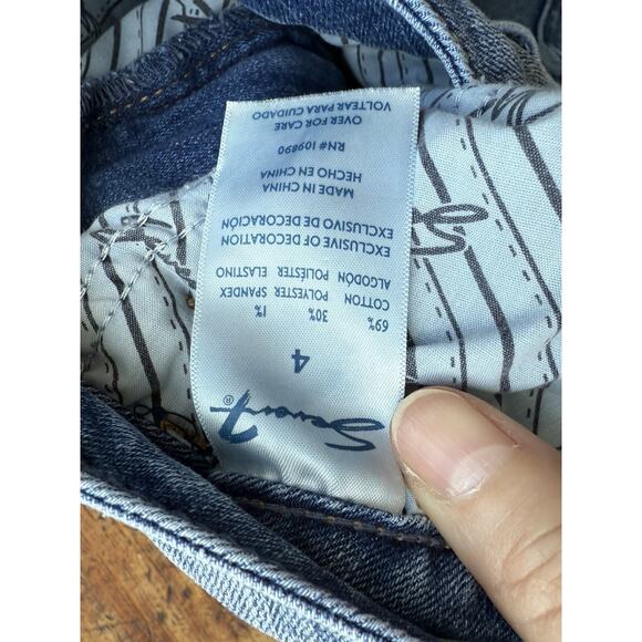 Seven7 Weekend Easy Fit Boyfriend Cuffed Distressed Women's Blue Jeans Waist 32” - Picture 6 of 8